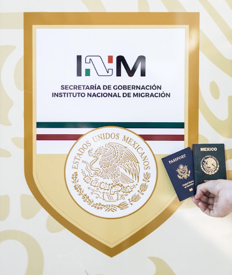 Temporary and permanent resident cards from Mexico